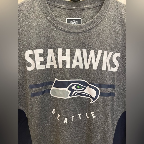 NWT Seattle Seahawks NFL Team Apparel Gray Blue Shirt Sport Gear MNF Jersey Med - Picture 3 of 7
